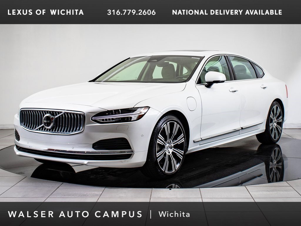 Used 2024 Volvo S90 T8 Ultimate image 1