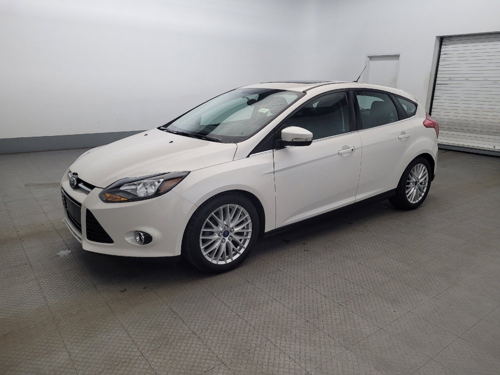 Used 2014 Ford Focus Titanium FWD image 2