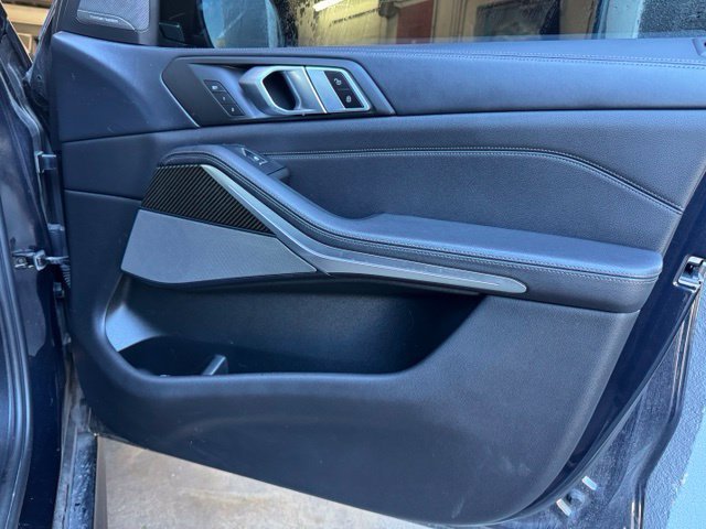 Used 2021 BMW X5 M50i w/ Executive Package AWD/4WD image 25