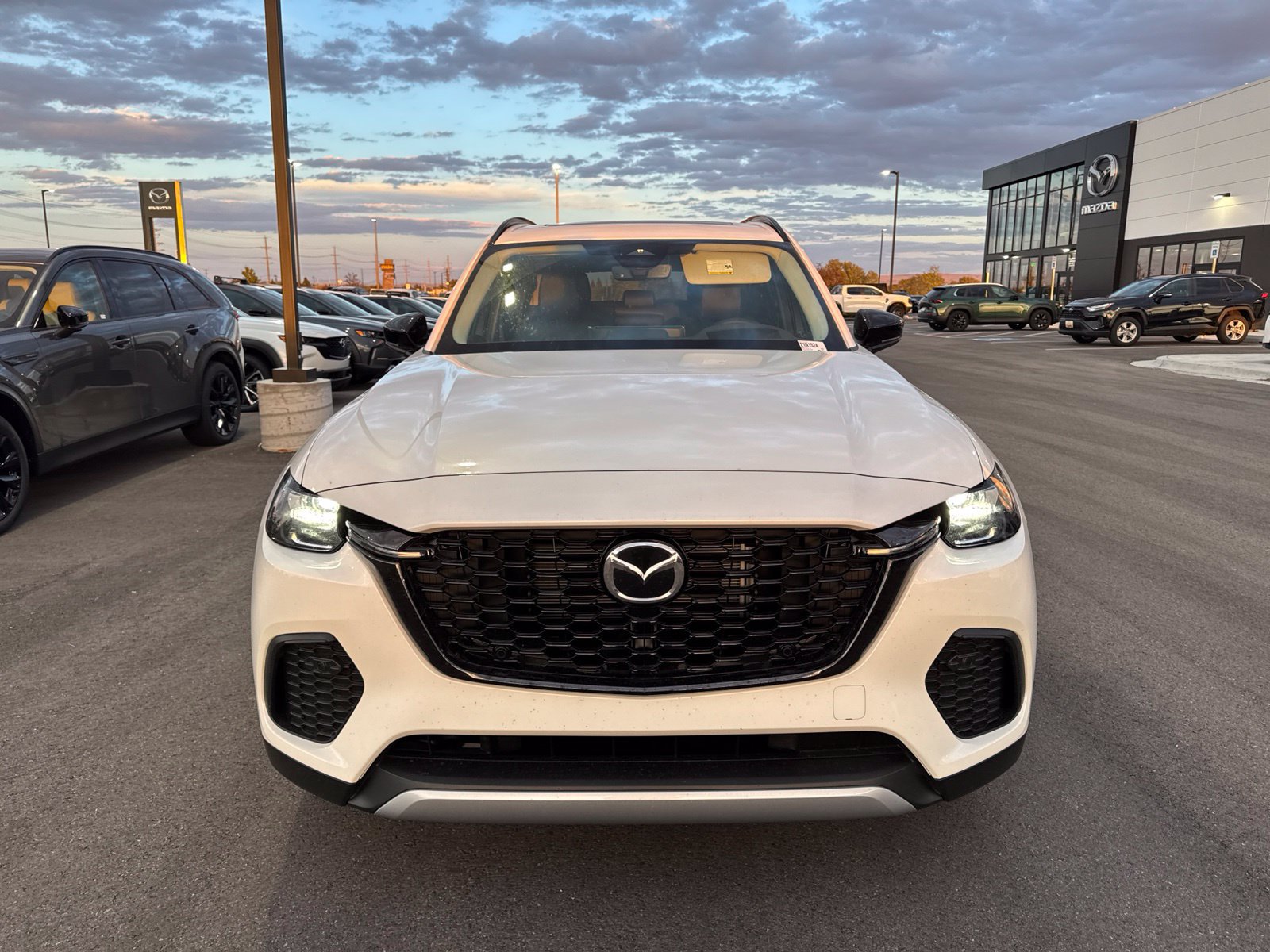 New 2026 MAZDA CX-70 3.3 Turbo w/ Premium Package AWD/4WD image 2