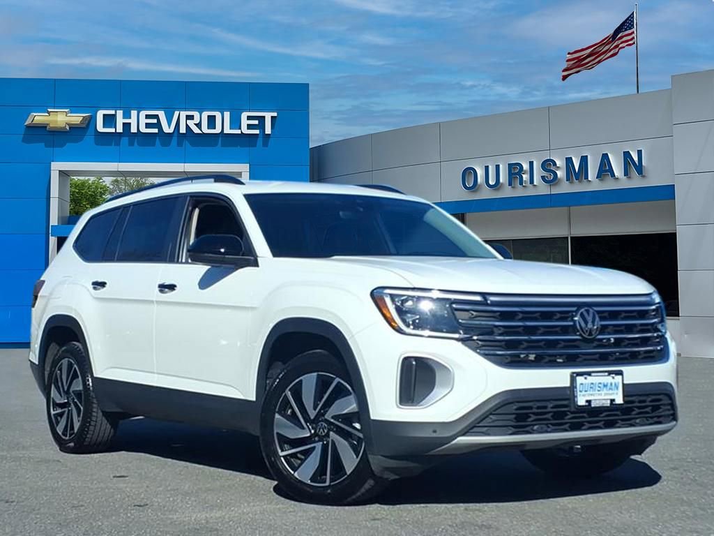 Used 2024 Volkswagen Atlas SE image 1