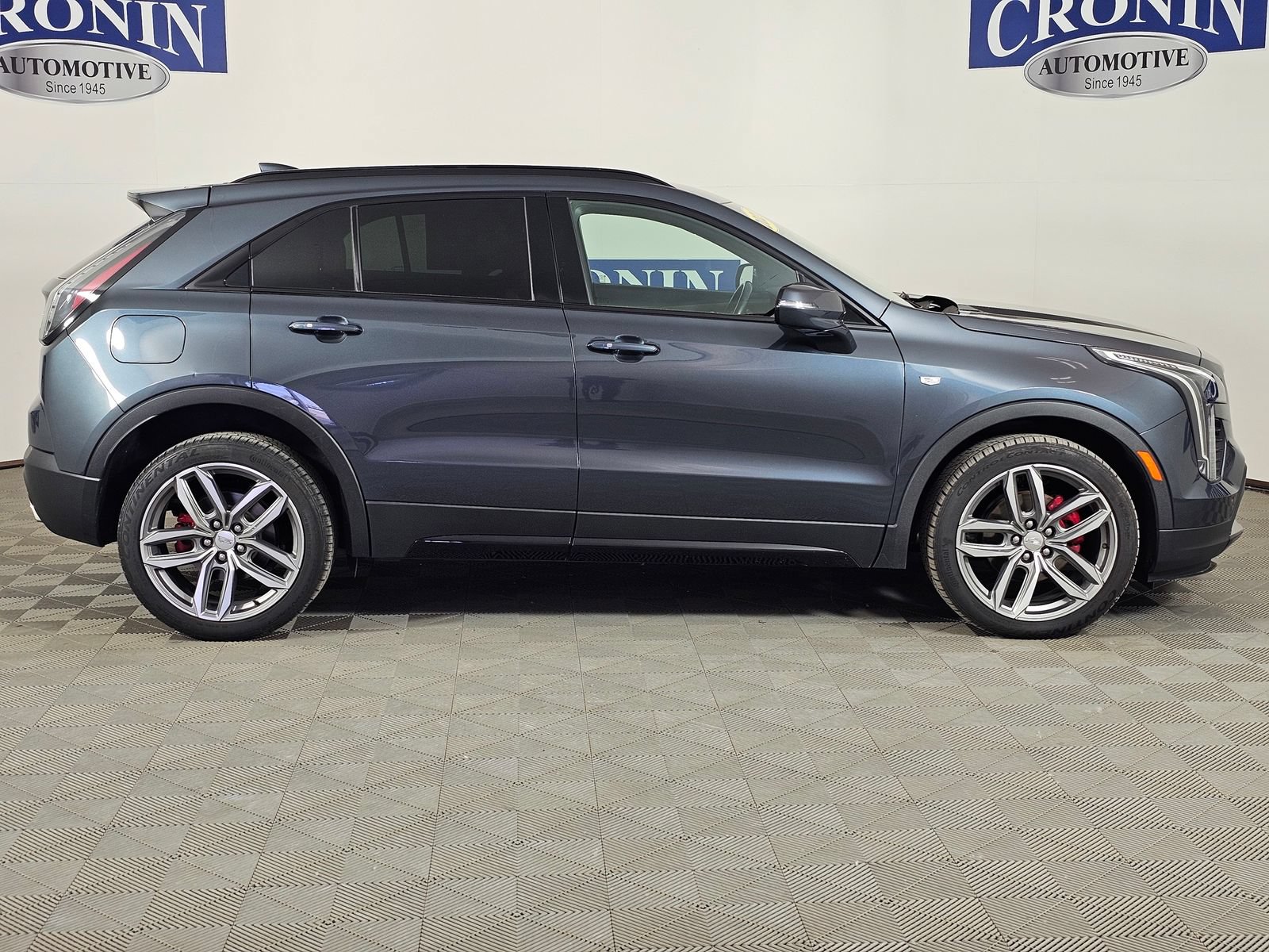 Used 2021 Cadillac XT4 Sport AWD/4WD image 31