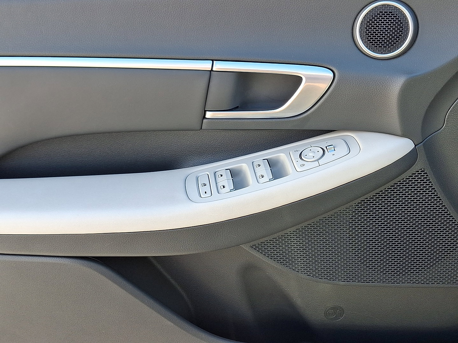 Used 2021 Hyundai Sonata SEL image 11