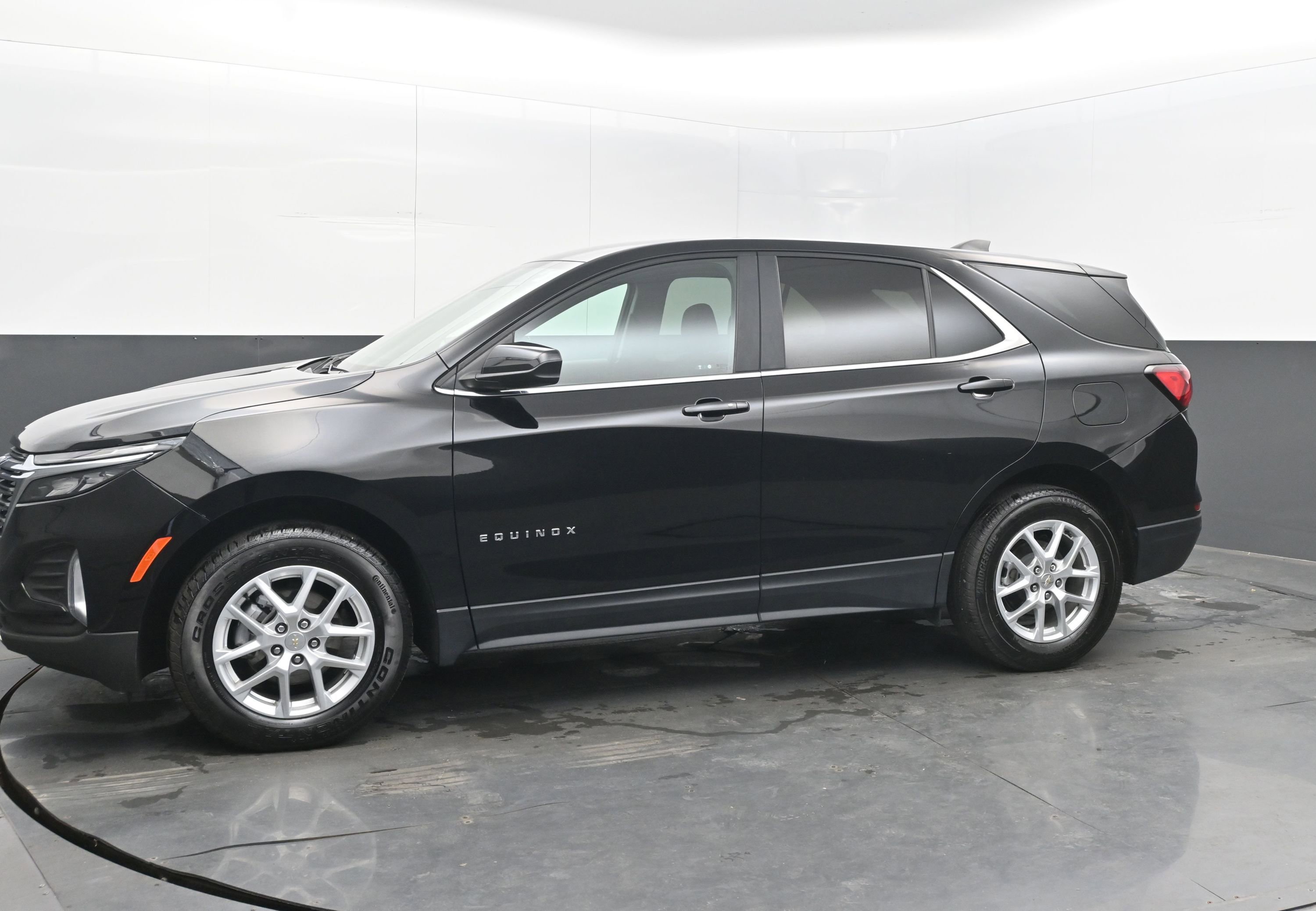 Used 2024 Chevrolet Equinox LT image 4