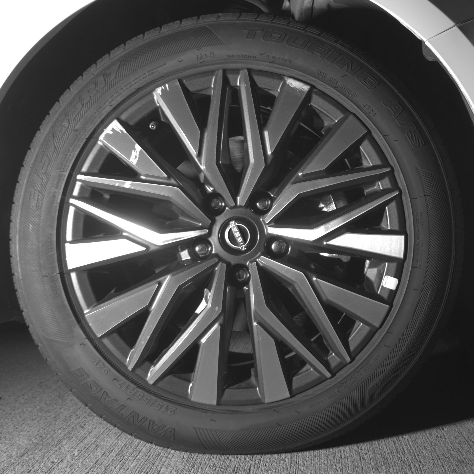 Used 2025 Nissan Altima 2.5 SV image 13