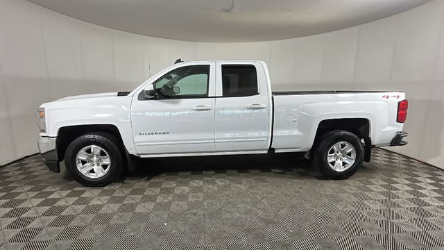 Used 2018 Chevrolet Silverado 1500 LT w/ All Star Edition AWD/4WD image 5