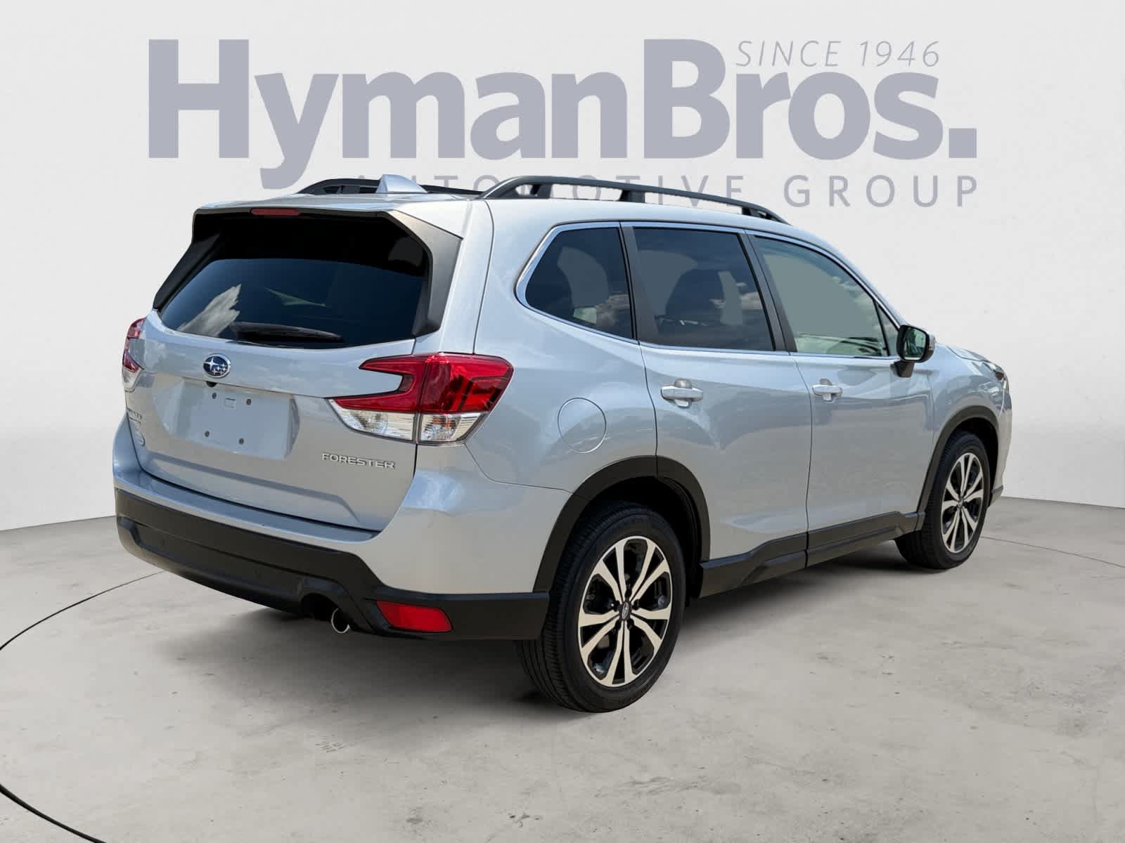 Certified 2023 Subaru Forester Limited AWD/4WD image 3