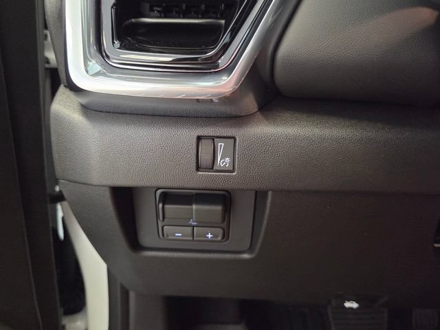 New 2026 GMC Canyon Elevation w/ Convenience Package RWD image 30