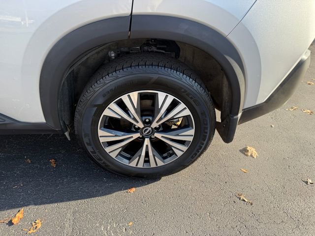 Used 2022 Nissan Rogue SV image 20