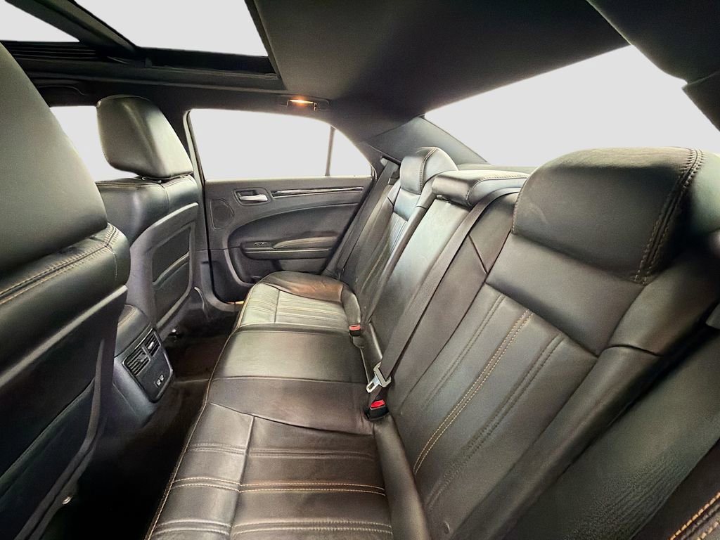 Used 2016 Chrysler 300 S image 25