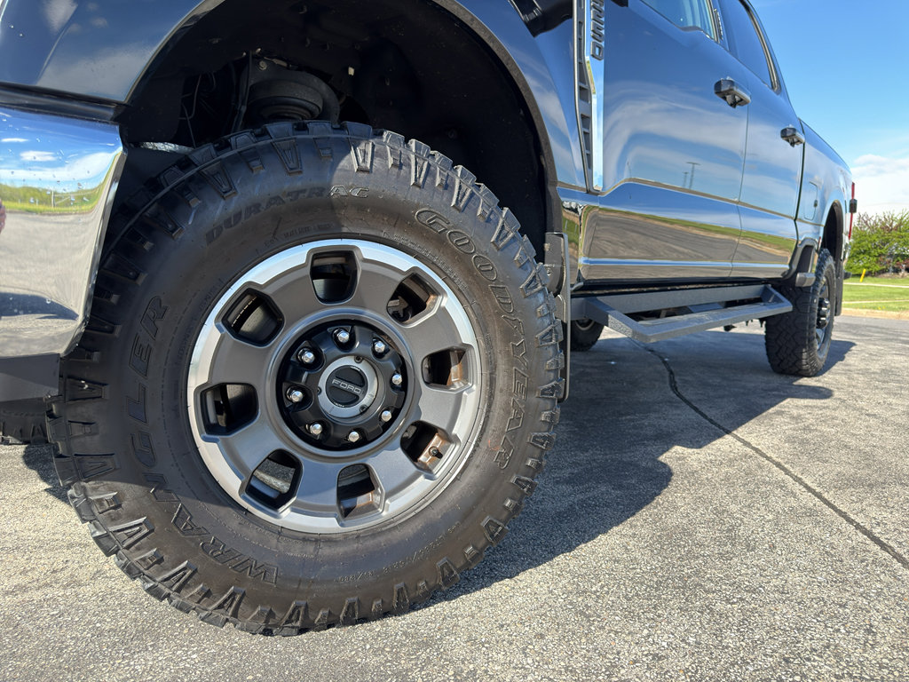 Used 2023 Ford F250 Lariat w/ Tremor Off-Road Package AWD/4WD image 10
