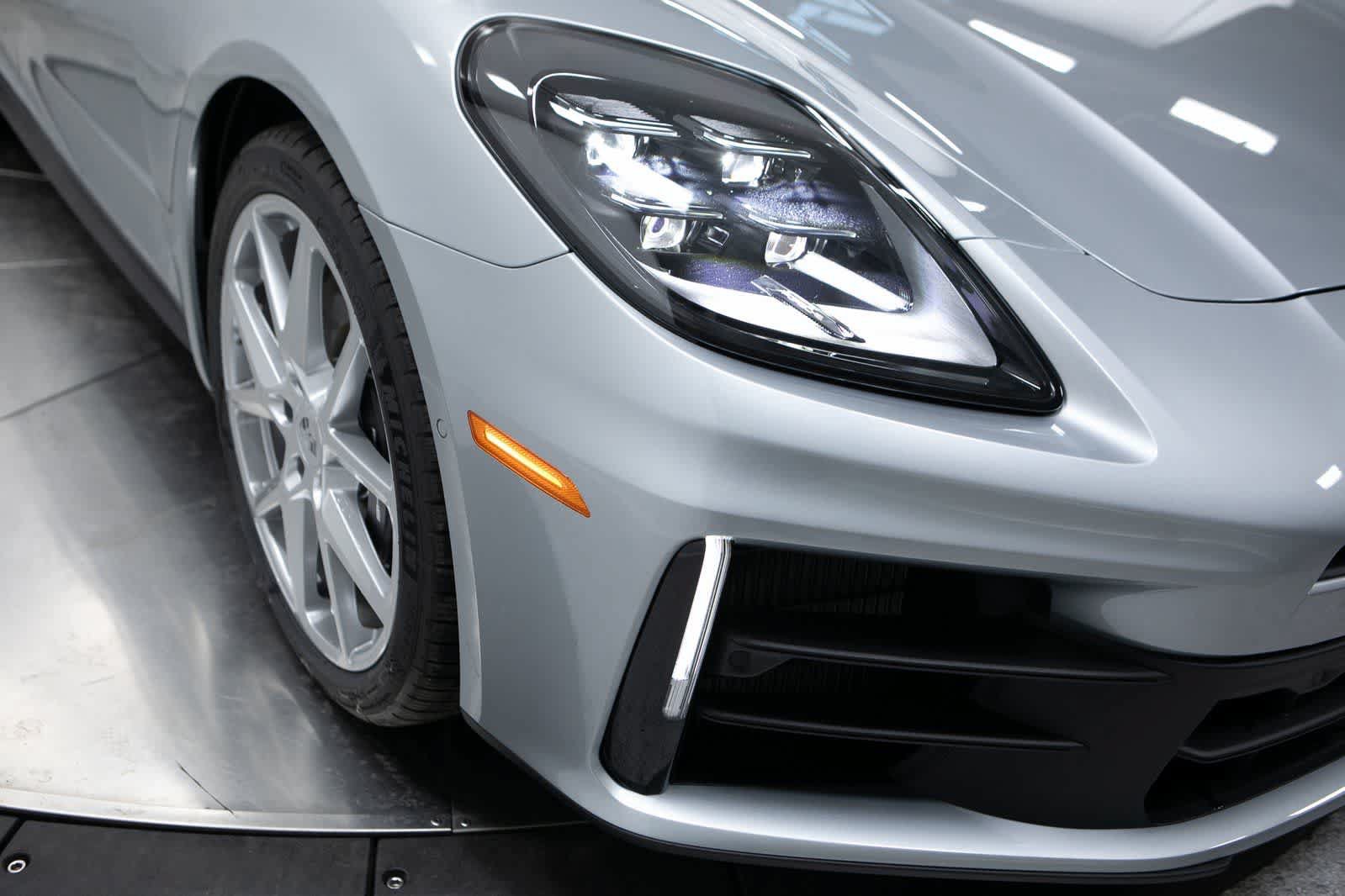 New 2026 Porsche Panamera 4 AWD/4WD image 12