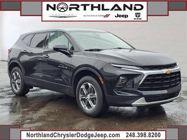 Used 2025 Chevrolet Blazer LT