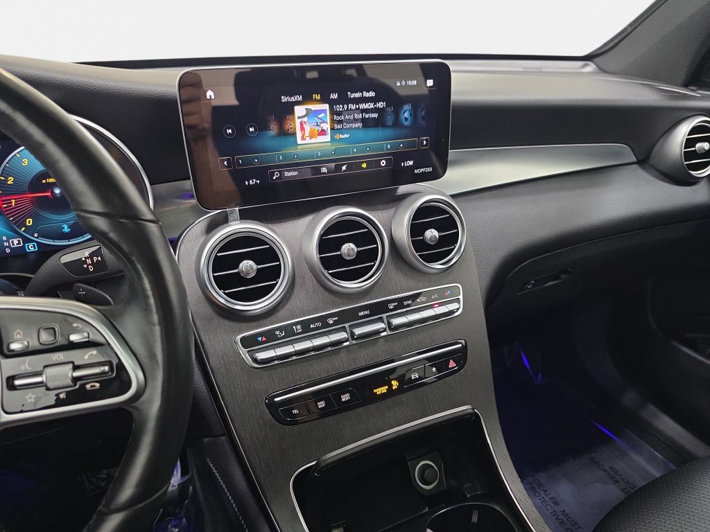 Used 2020 Mercedes-Benz GLC 300 4MATIC image 20