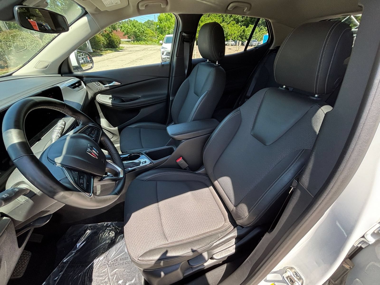 Used 2025 Buick Encore GX Preferred FWD image 35