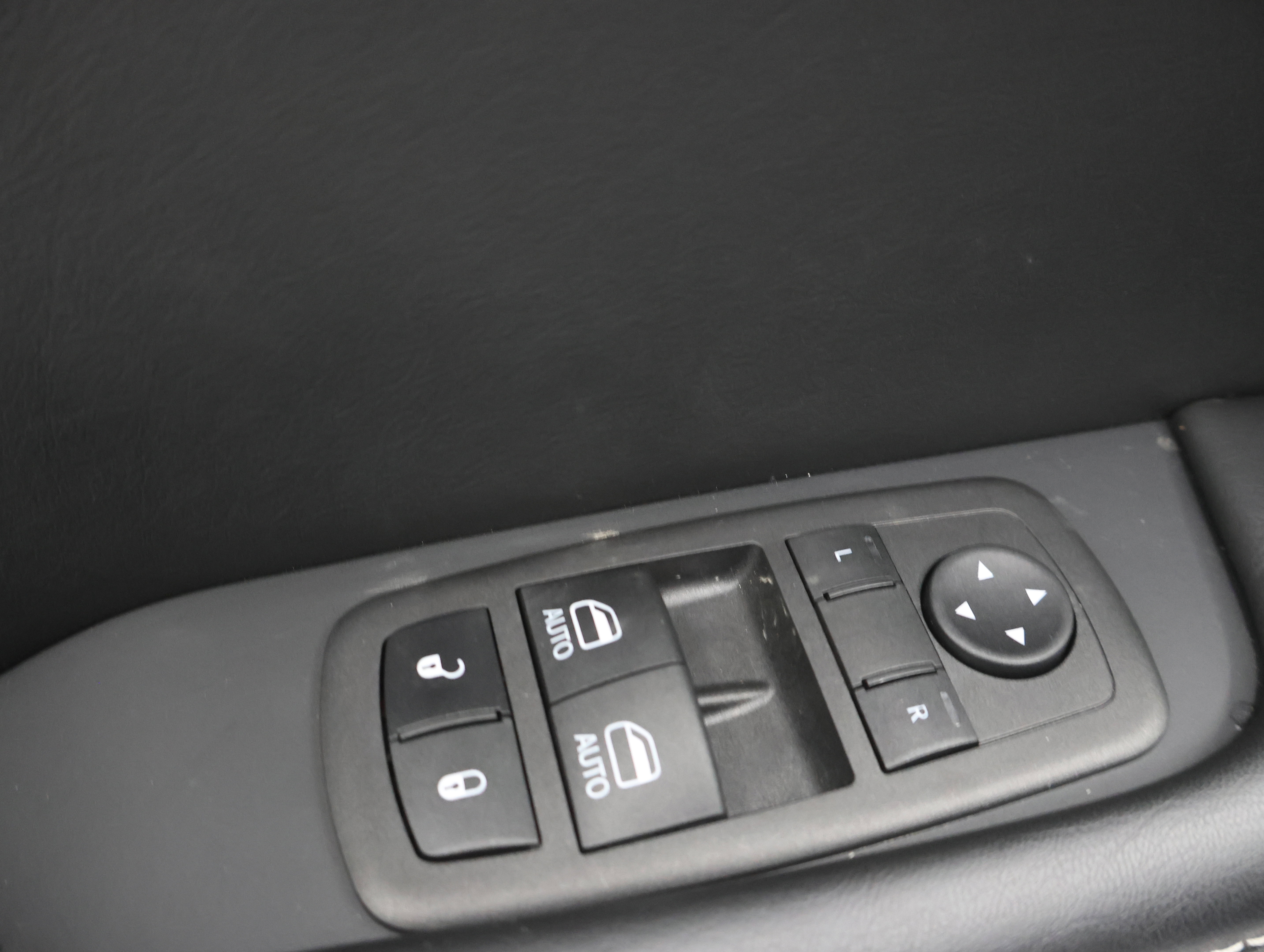 Used 2023 Dodge Challenger SRT Hellcat image 36