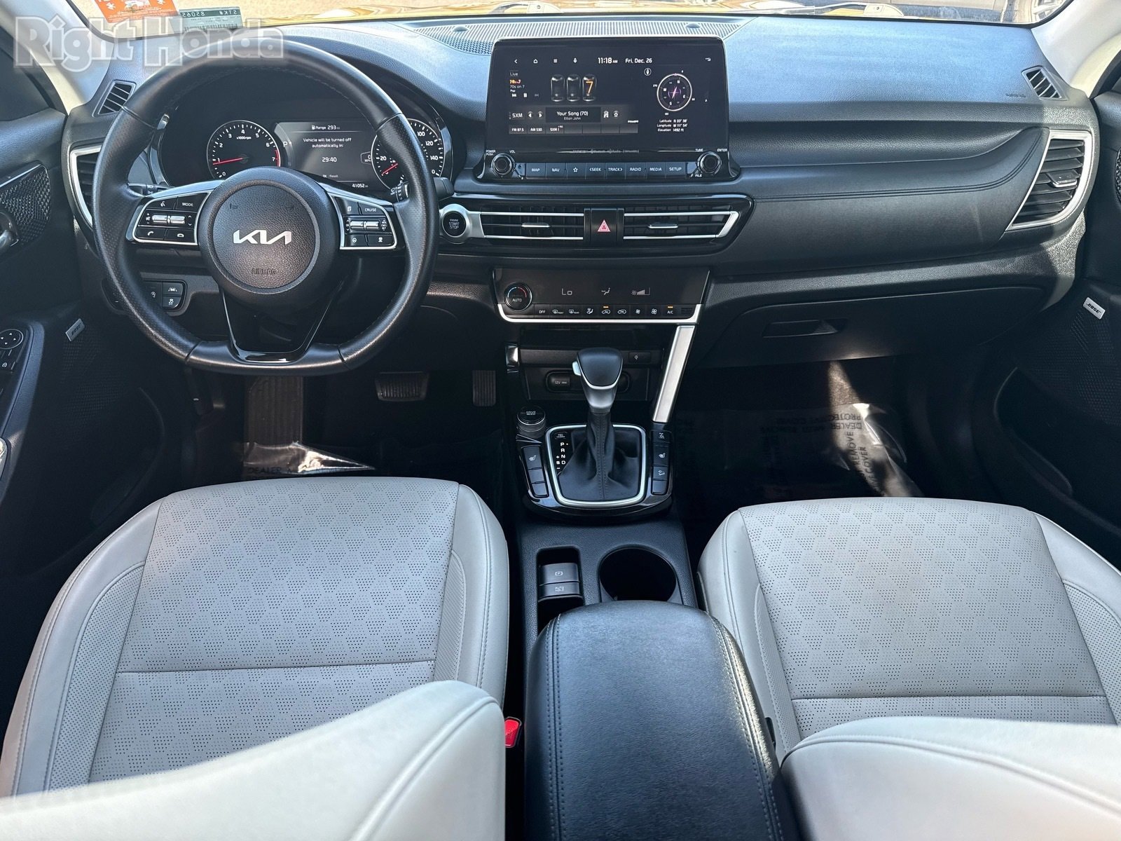 Used 2022 Kia Seltos SX w/ Sunroof Package image 27