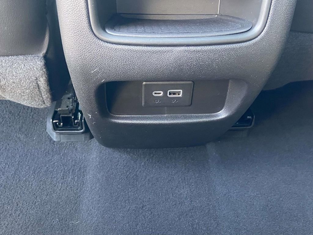 Certified 2023 Cadillac XT5 Premium Luxury FWD image 13
