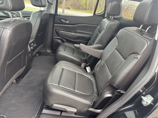 Used 2023 GMC Acadia SLT w/ Preferred Package image 21