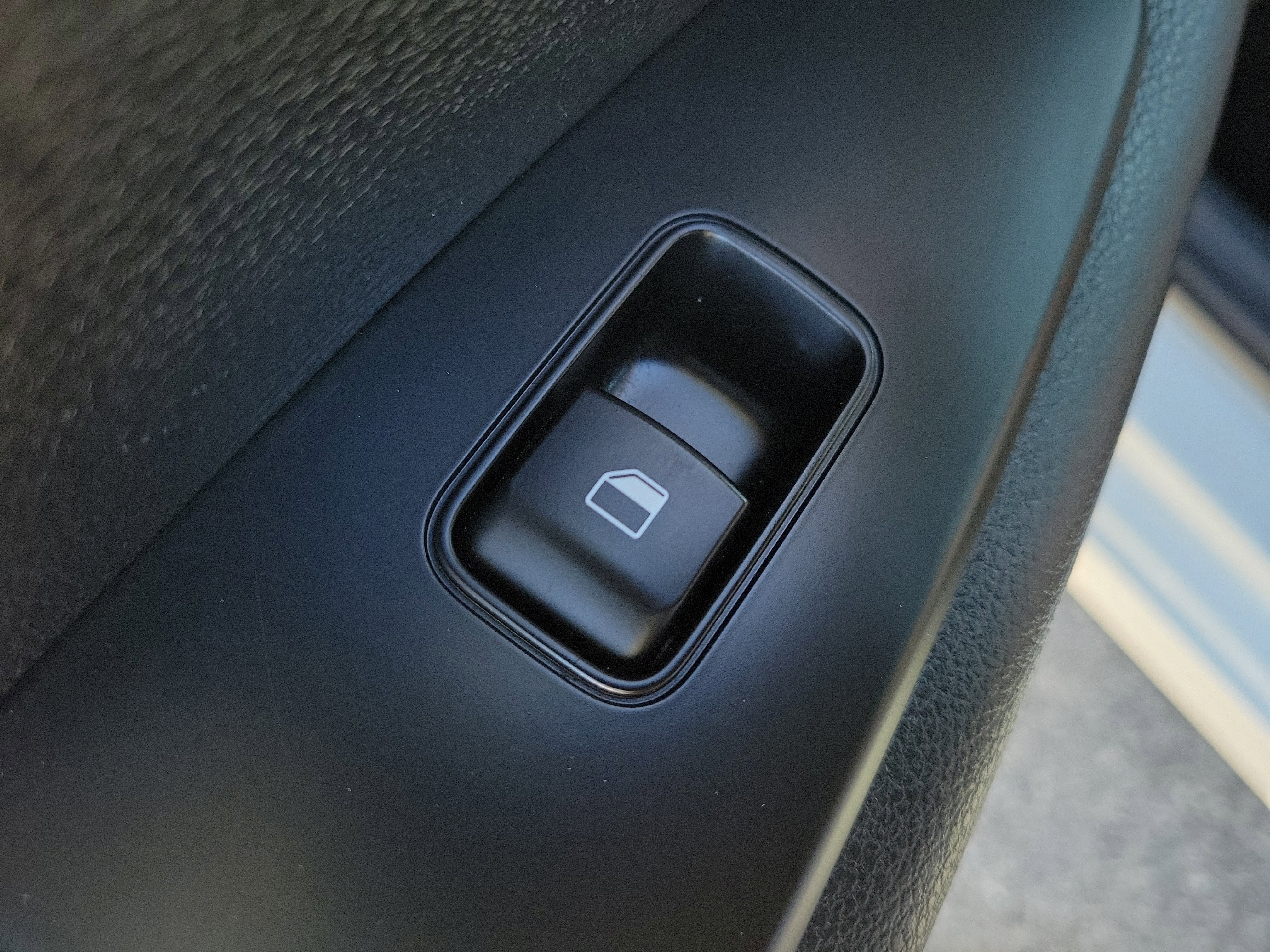 Used 2024 Kia Forte LXS image 13