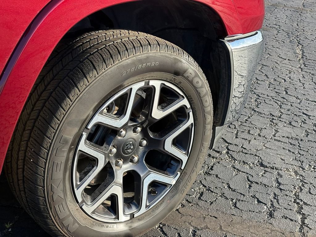 Used 2026 RAM 1500 Laramie AWD/4WD image 9