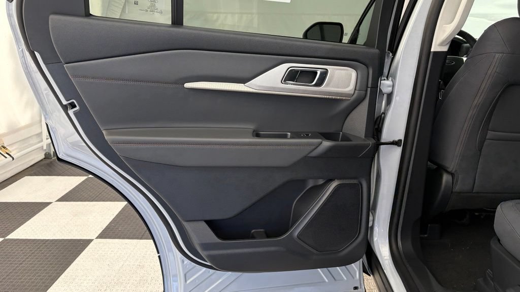 New 2026 Ford Explorer Active AWD/4WD image 24