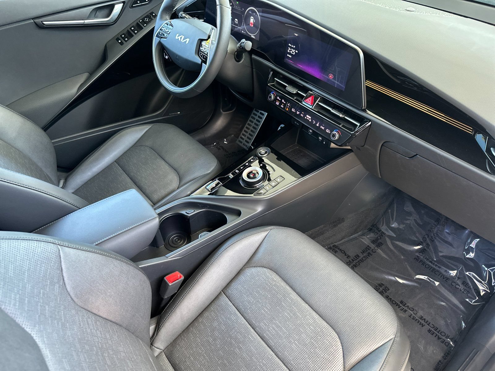 Used 2024 Kia Niro Wave FWD image 16