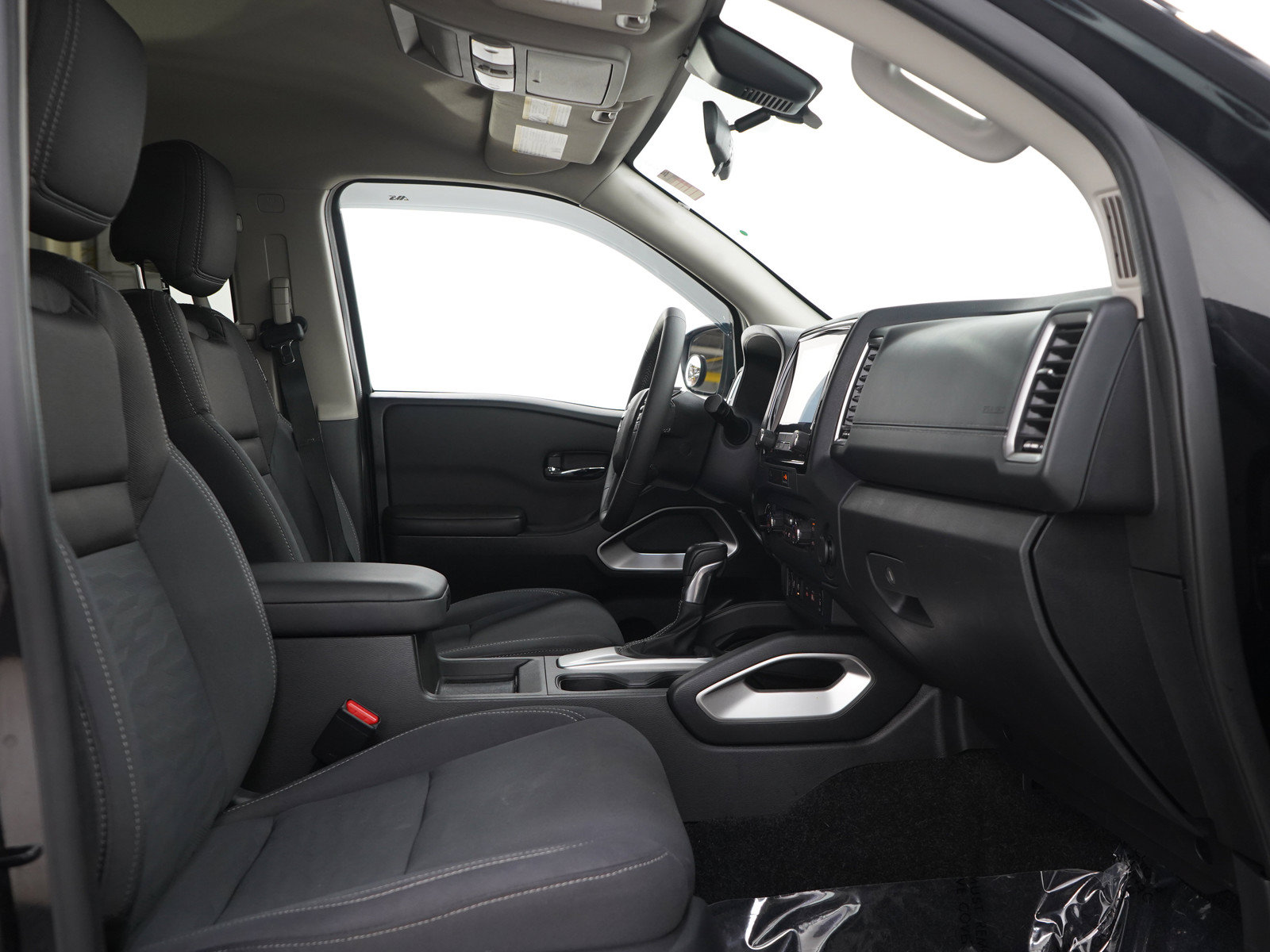 Used 2023 Nissan Frontier SV w/ SV Convenience Package AWD/4WD image 12