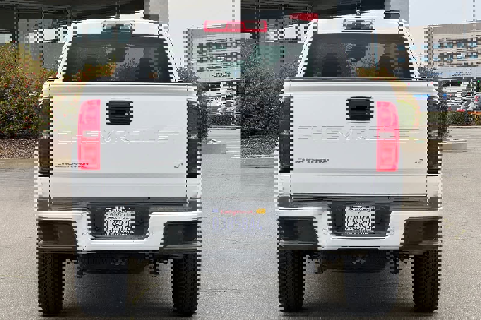 Used 2022 Chevrolet Colorado LT w/ Fleet Safety Package image 8