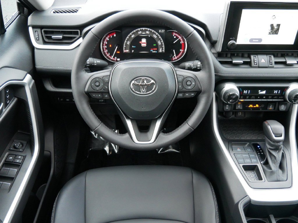 Used 2025 Toyota RAV4 XLE Premium w/ Weather Package AWD/4WD image 14