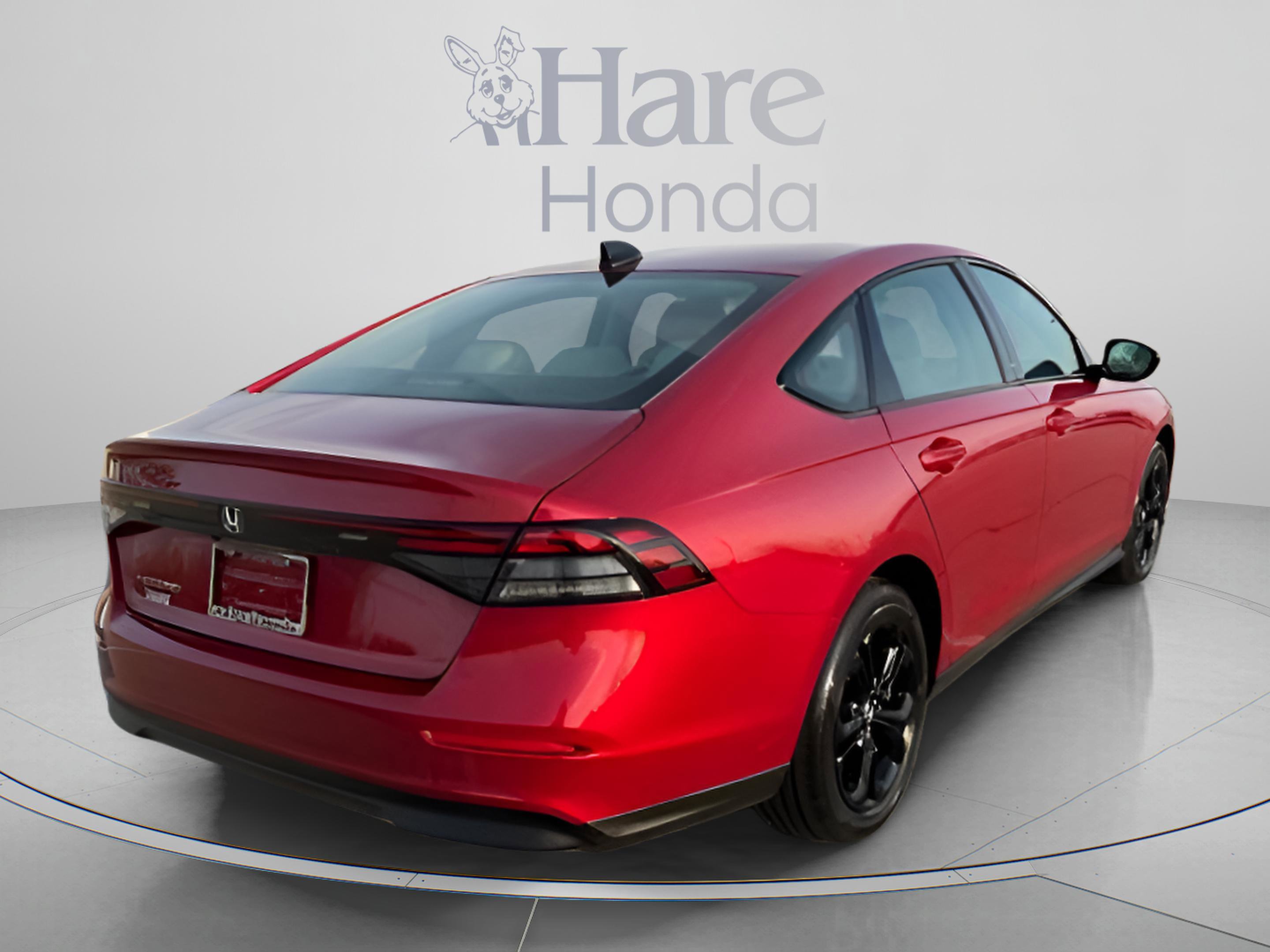 Certified 2025 Honda Accord SE image 5