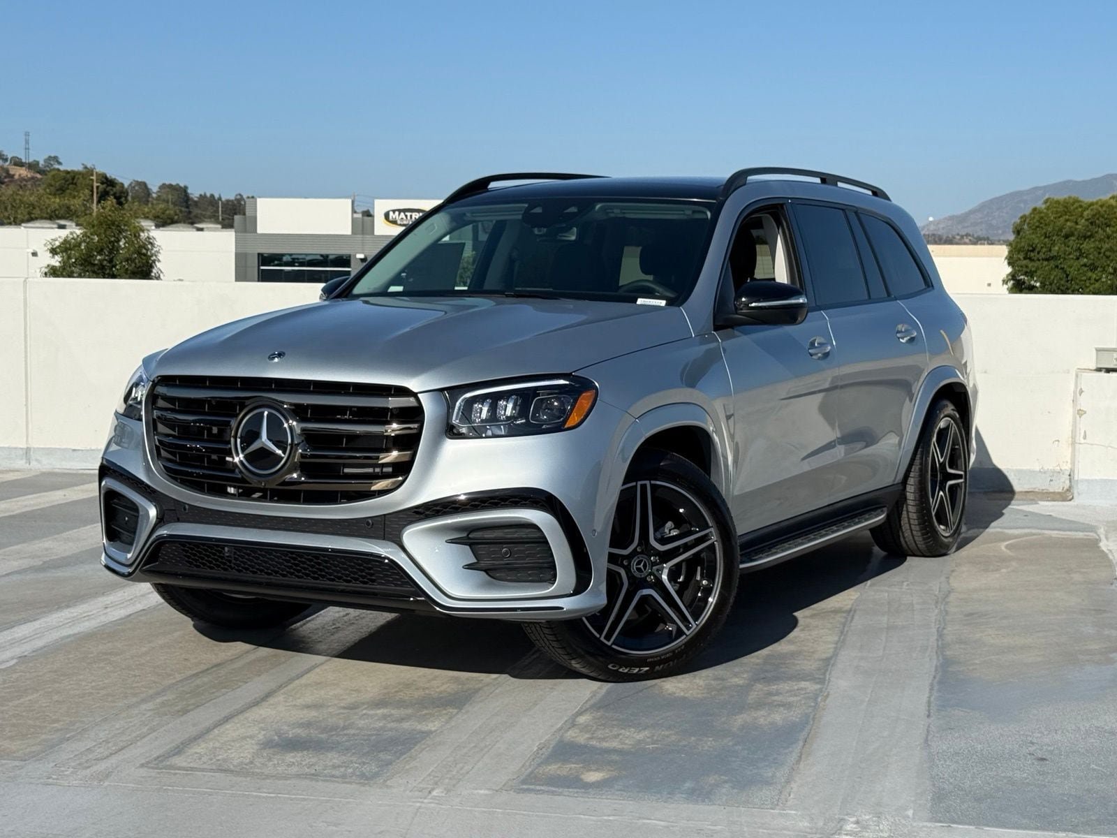 New 2026 Mercedes-Benz GLS 450 4MATIC image 2