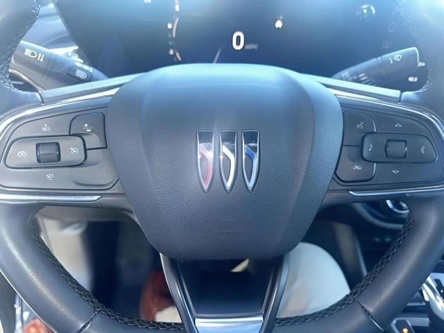 Used 2025 Buick Envista Sport Touring FWD image 10