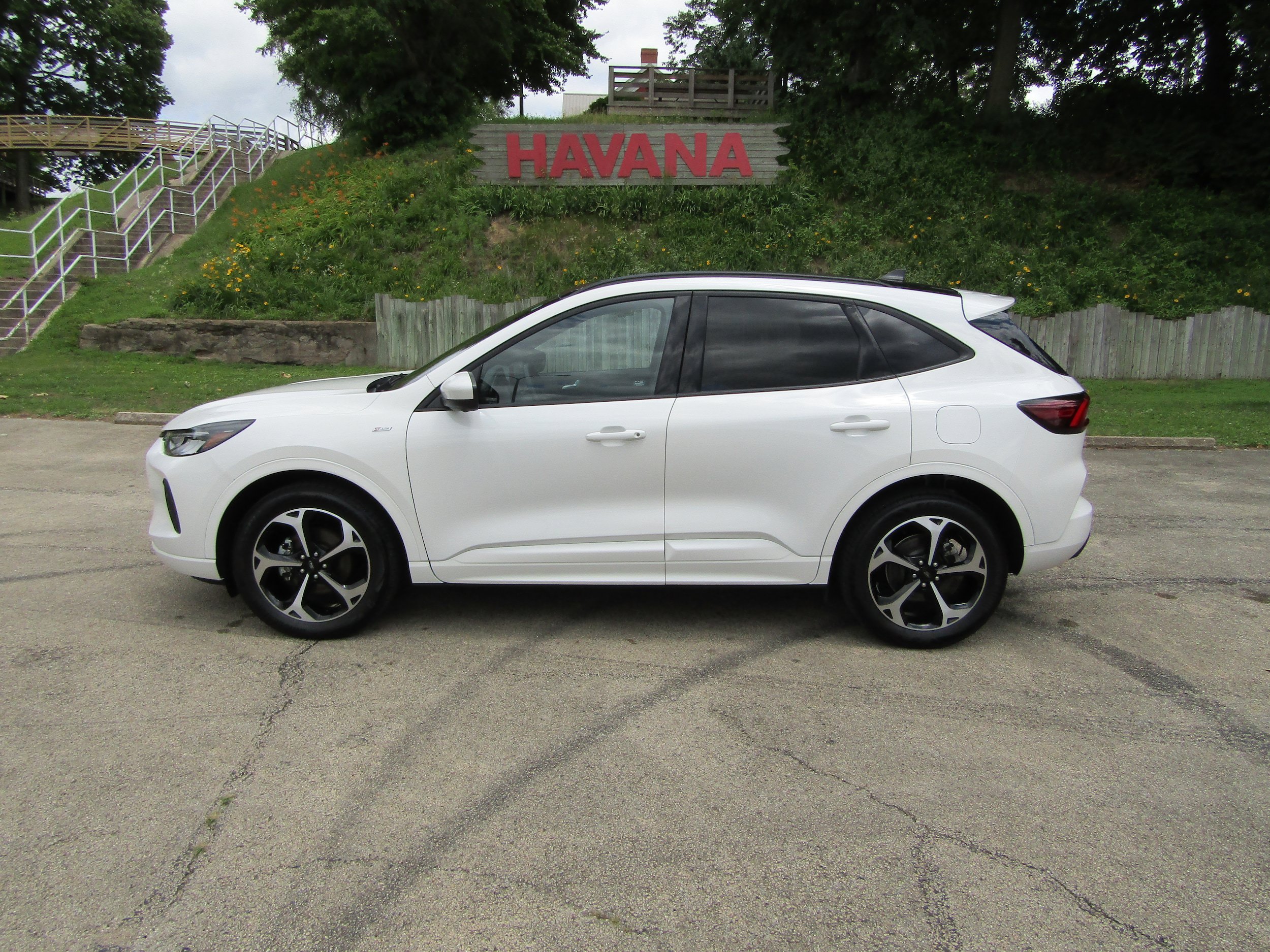 Used 2024 Ford Escape ST-Line Select w/ Tech Pack #2