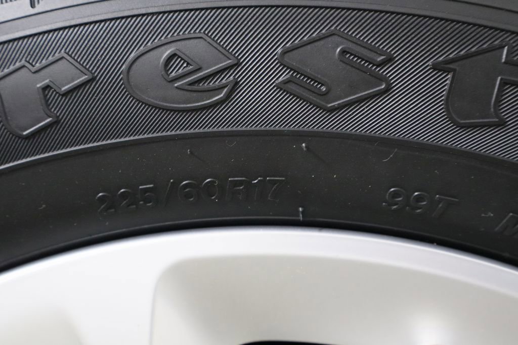 Used 2023 Jeep Compass Sport image 39