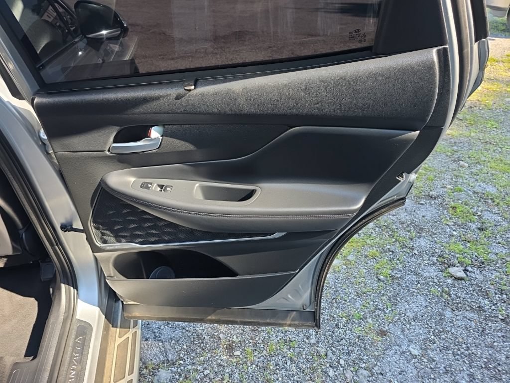 Used 2021 Hyundai Santa Fe Limited w/ Cargo Package FWD image 17