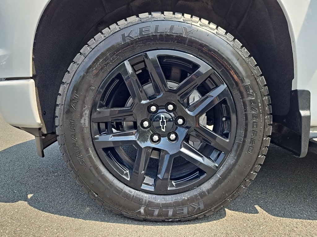 Used 2023 Chevrolet Silverado 1500 RST w/ Z71 Off-Road Package AWD/4WD image 9