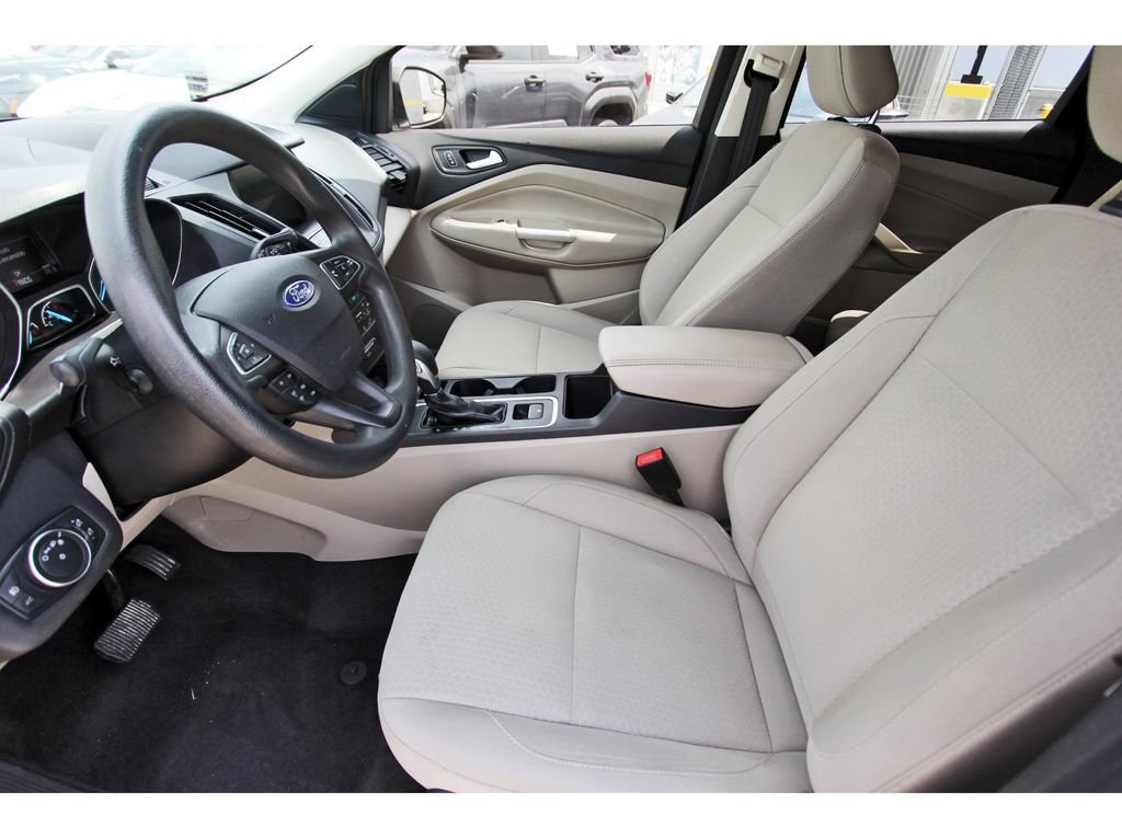Used 2019 Ford Escape SE FWD image 6