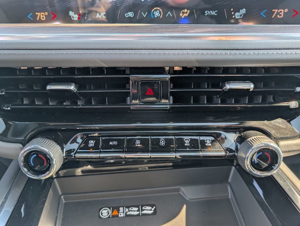 Used 2026 Chevrolet Suburban Z71 w/ Comfort Package image 18