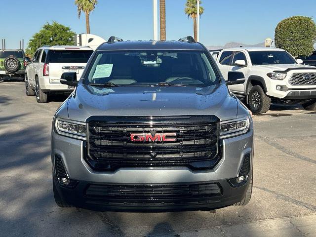 Used 2023 GMC Acadia SLT w/ Elevation Edition FWD image 3