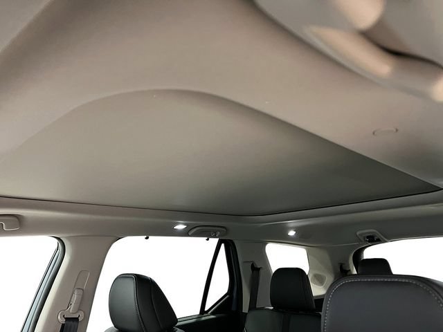 New 2025 Honda Pilot Touring image 27