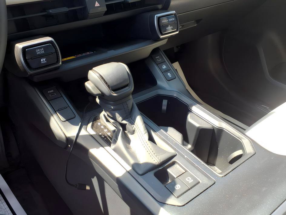 Used 2026 Toyota RAV4 XLE Premium AWD/4WD image 19