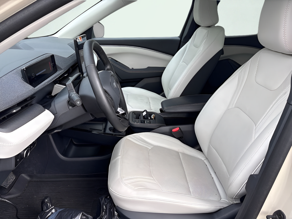 Used 2025 Ford Mustang Mach-E Premium RWD image 2
