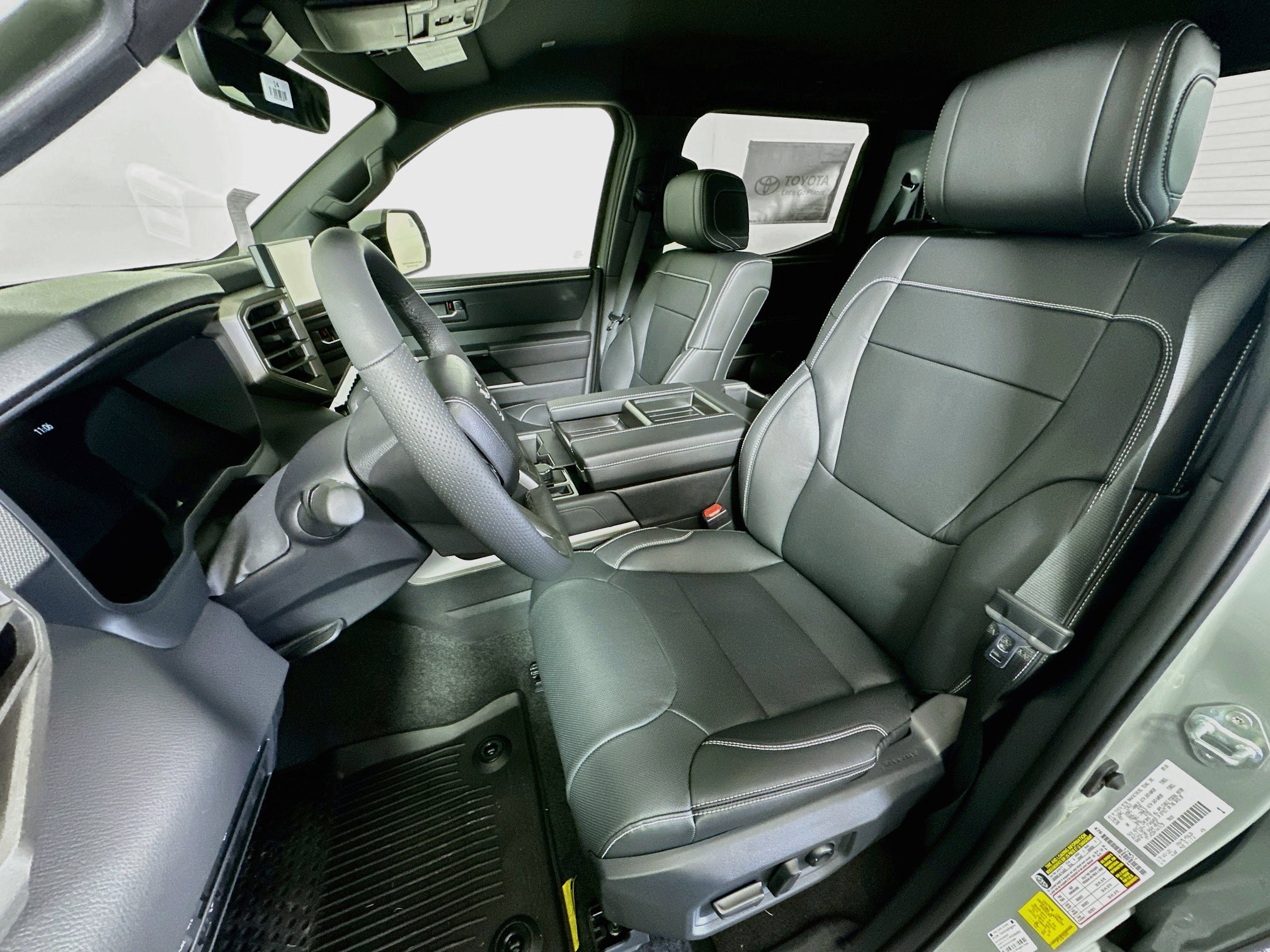 New 2026 Toyota Tundra Limited AWD/4WD image 9