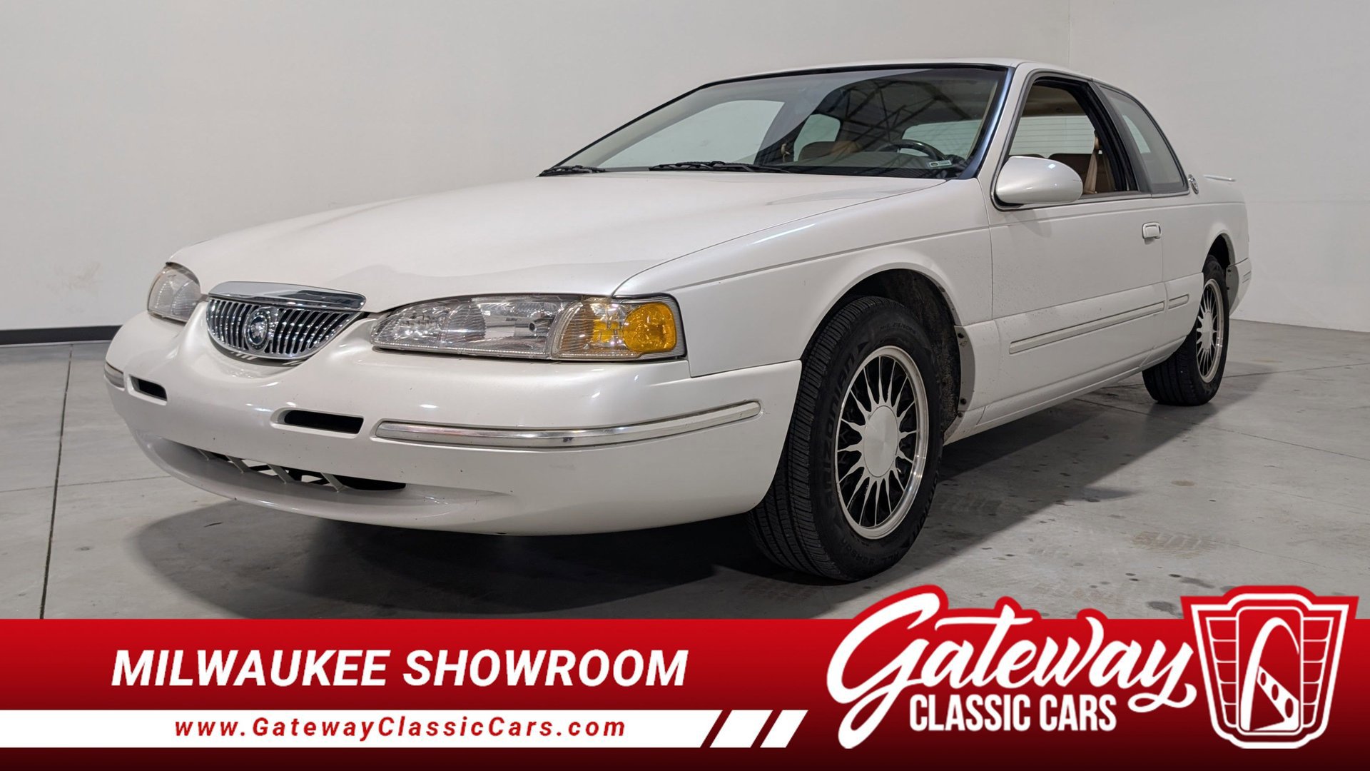 Used 1997 Mercury Cougar XR7 RWD image 1