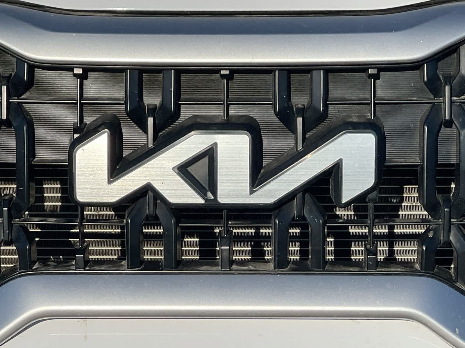 Used 2025 Kia Telluride EX FWD image 32