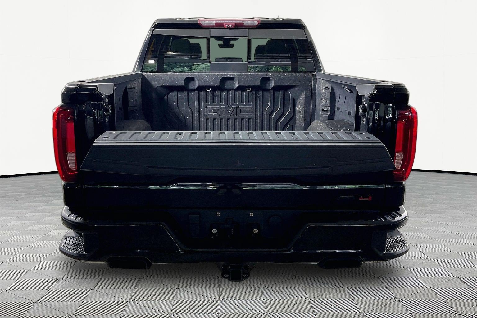 Used 2021 GMC Sierra 1500 AT4 w/ AT4 Premium Package AWD/4WD image 16