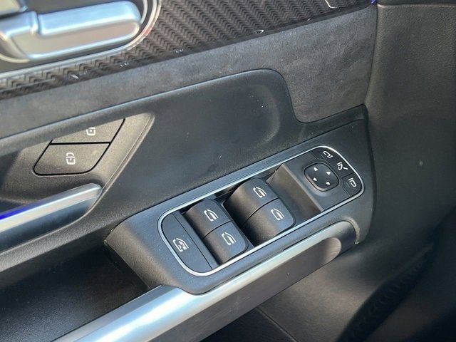 Used 2024 Mercedes-Benz GLB 250 image 16