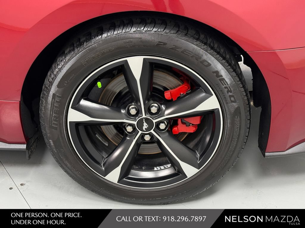 Used 2018 Ford Mustang GT RWD image 12