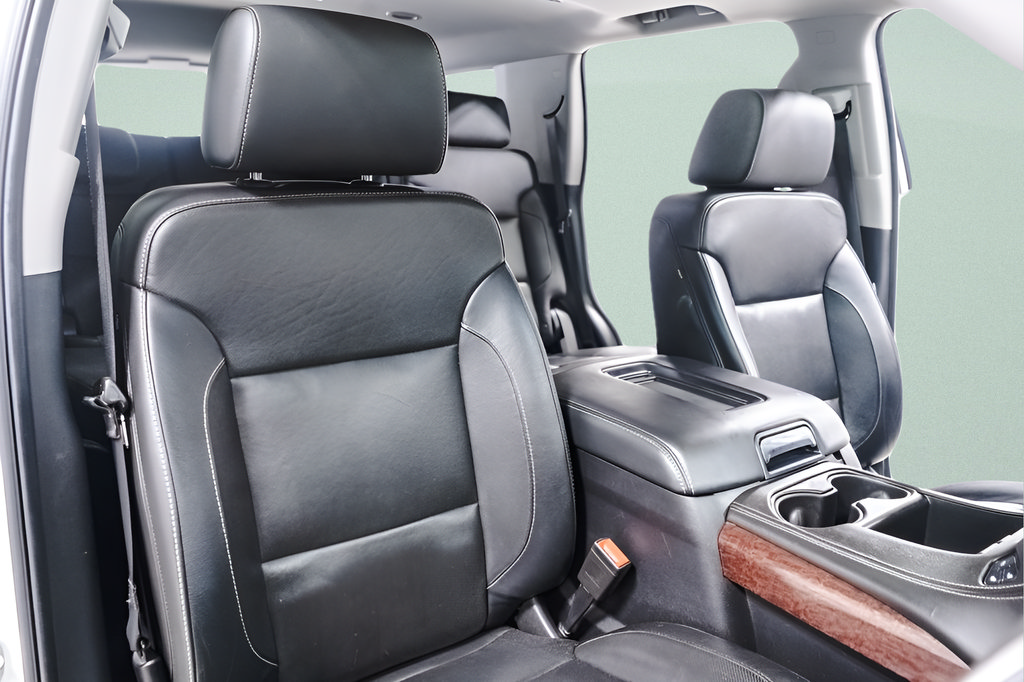 Used 2020 GMC Yukon SLT AWD/4WD image 41